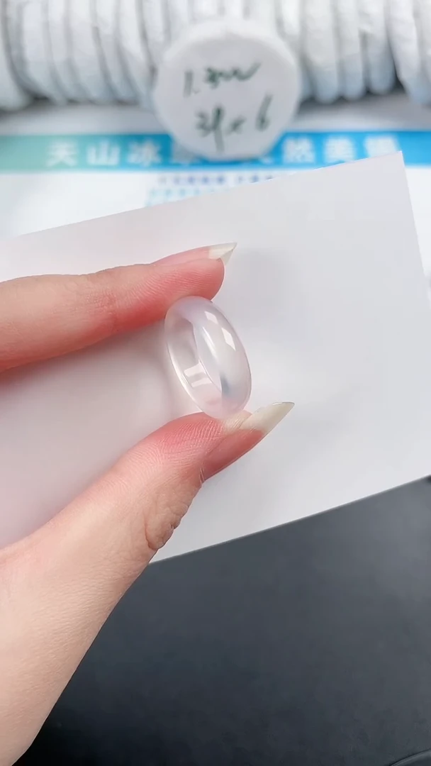 【闪购商品】石英质玉戒指未镶嵌888