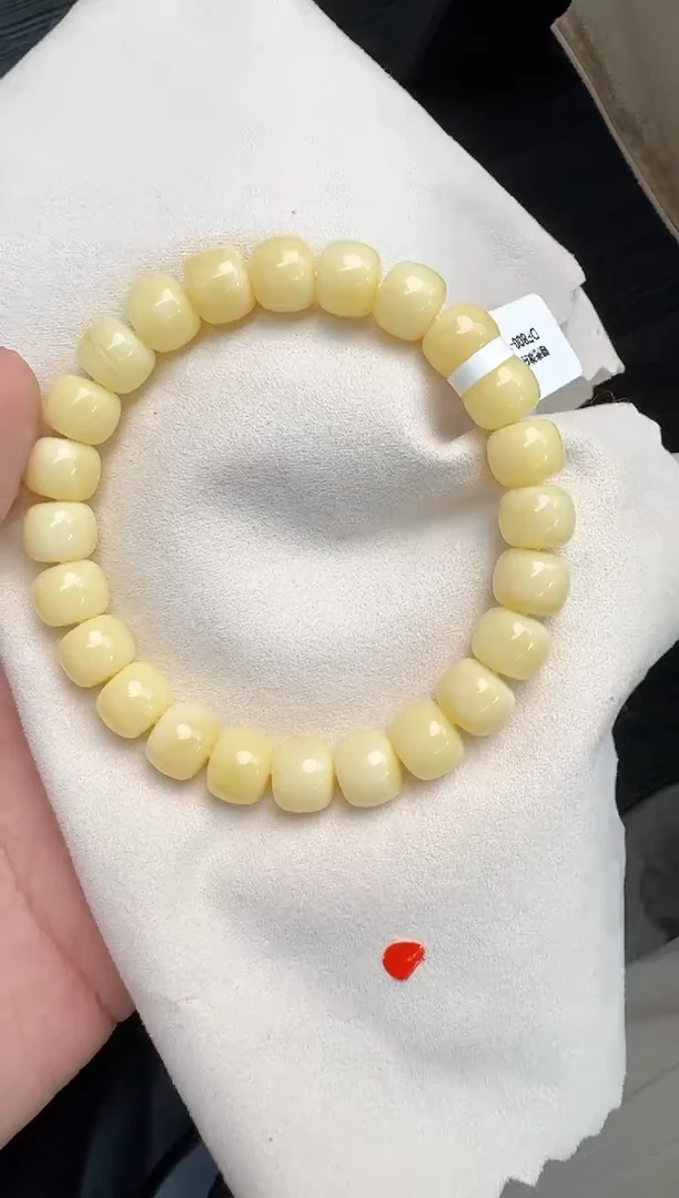 手串蜜蜡未镶嵌心**锐蜜蜡手串