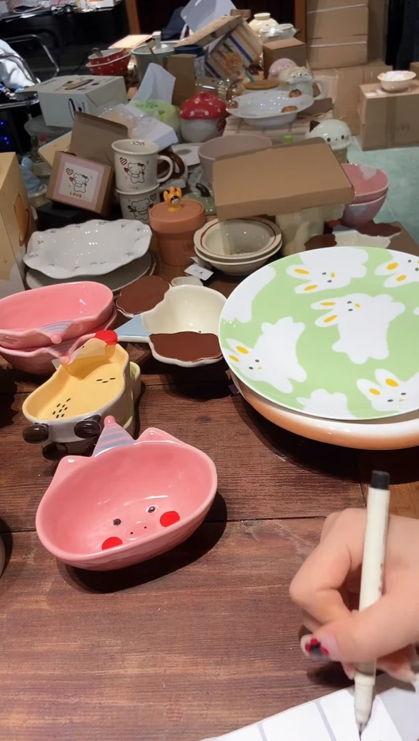 瓷112 小猪 味碟 瑕疵