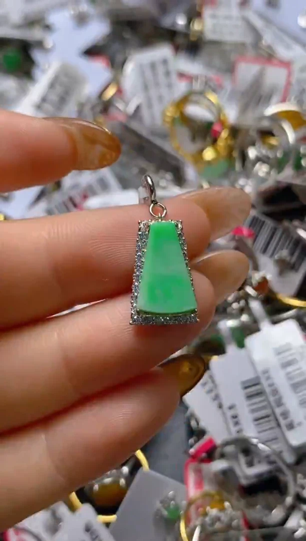 银S925镶嵌戒指翡翠百内无证书