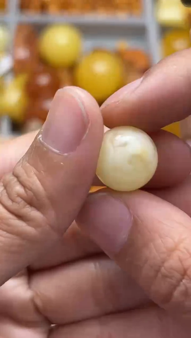 裸石蜜蜡未镶嵌天然蜜蜡微瑕珠子 假一赔万