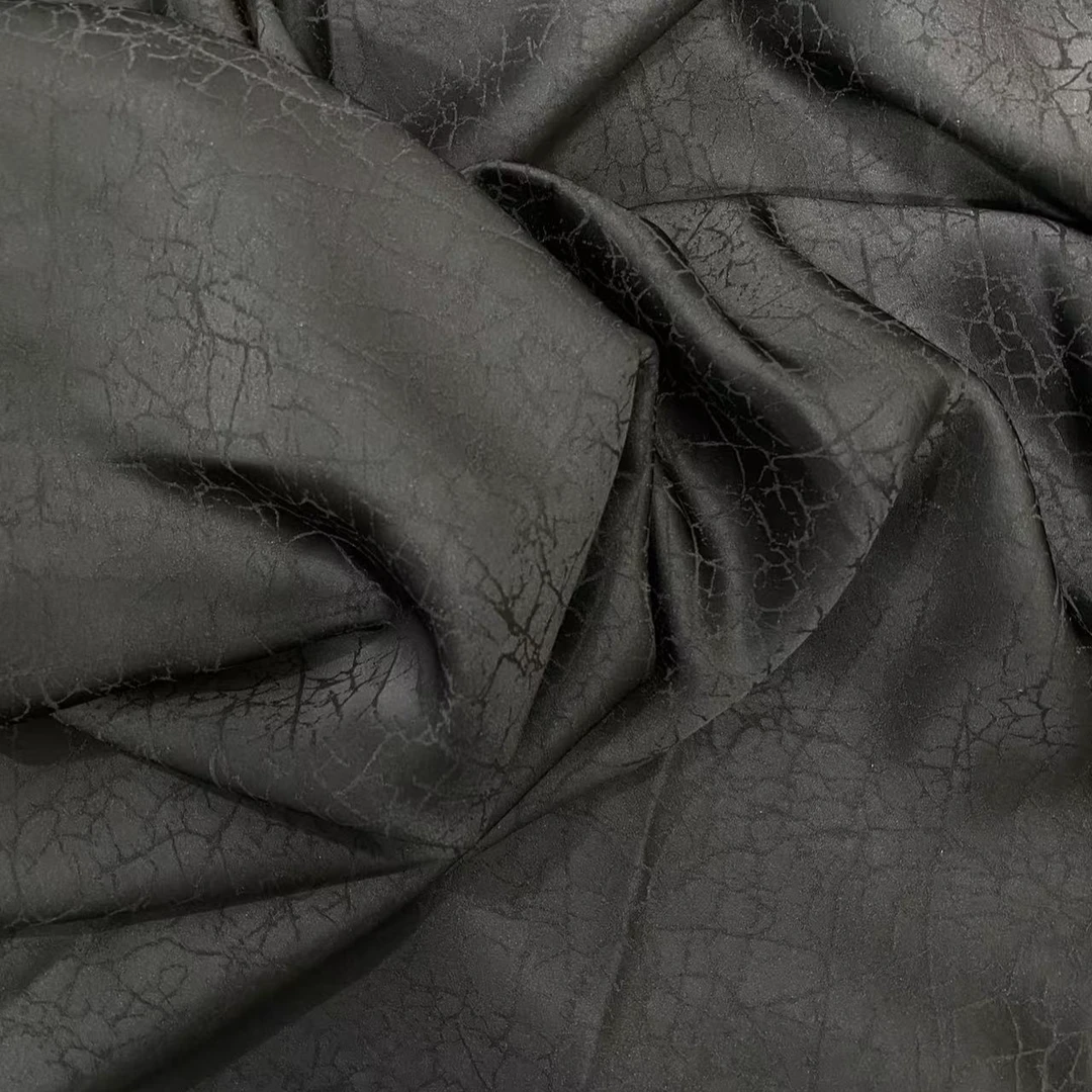 龟裂纹重磅香云纱薯莨纯丝老料高端服装面料50姆米黑色1.4米门幅
