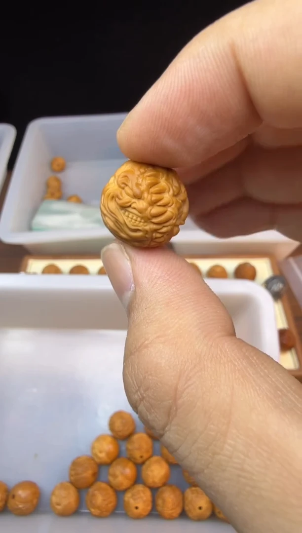 吊坠猴头核桃吞噬  心魔