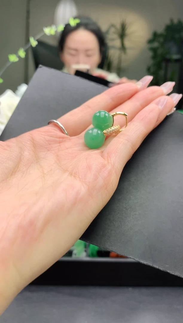 【闪购商品】石英质玉合金耳坠耳坠