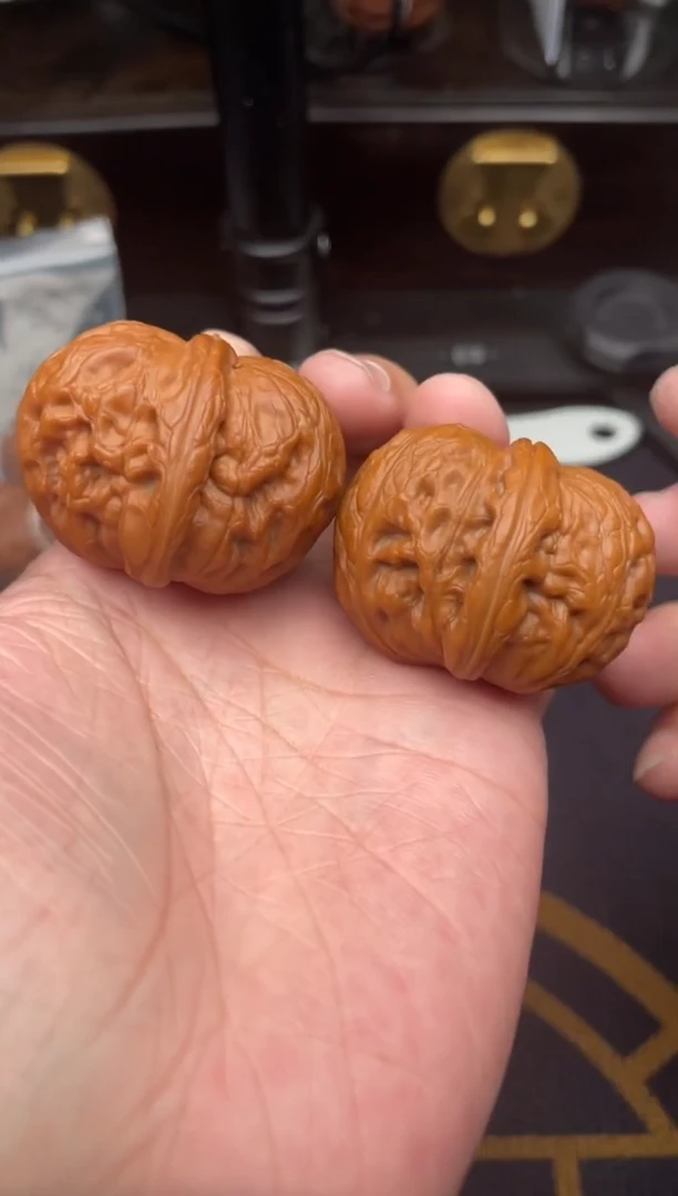 吊坠文玩核桃元宝42+