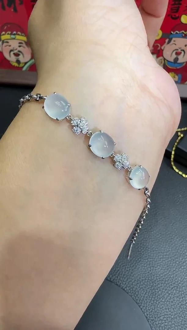 套链18K金镶嵌翡翠勿拍