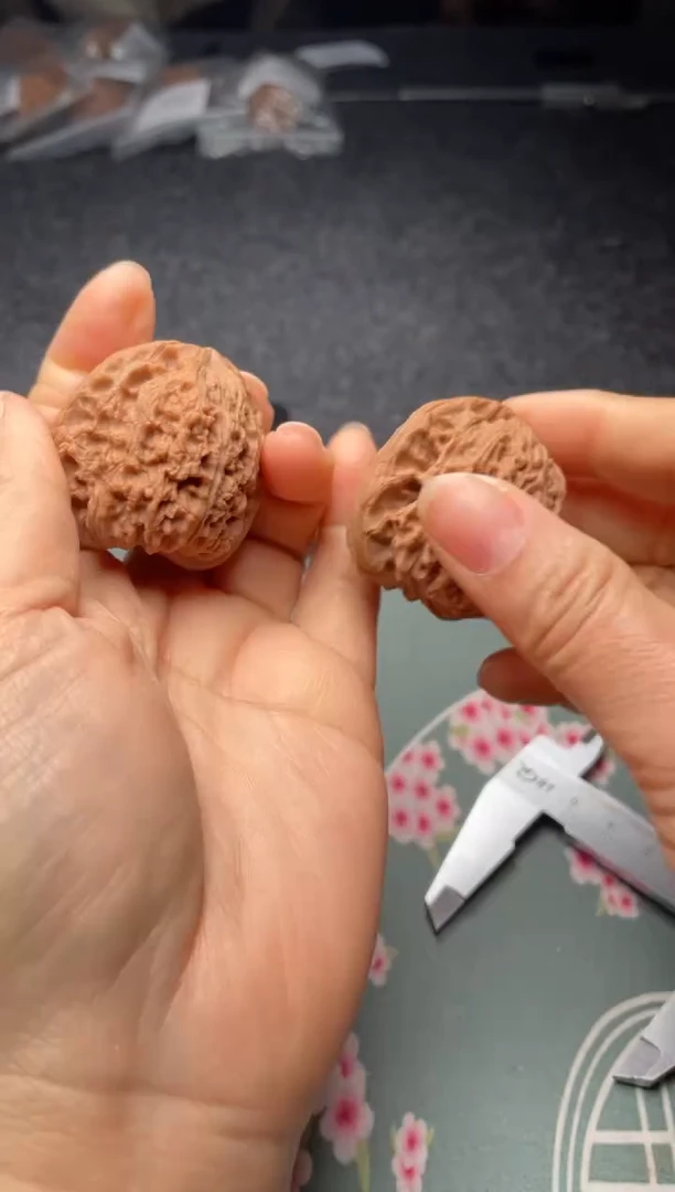 把件文玩核桃w399  南疆石   39