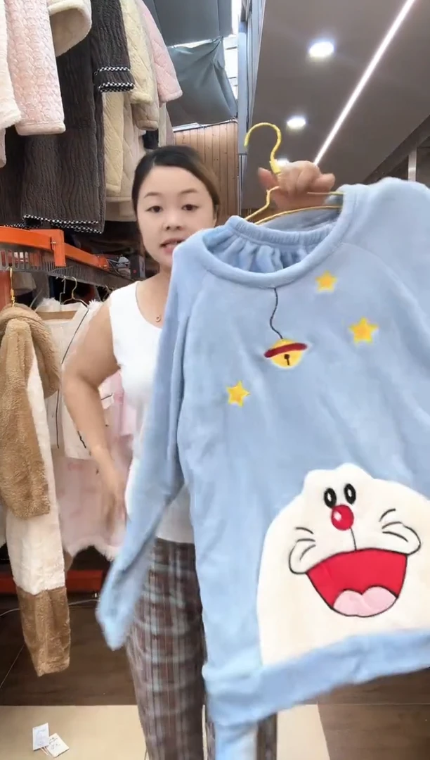 蓝色叮当猫套装冬装（主播展示为准）