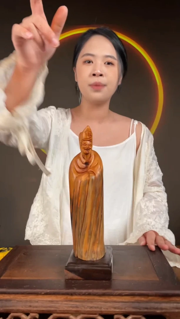 【闪购商品】柏木（崖柏）手工摆件,先抢先得!