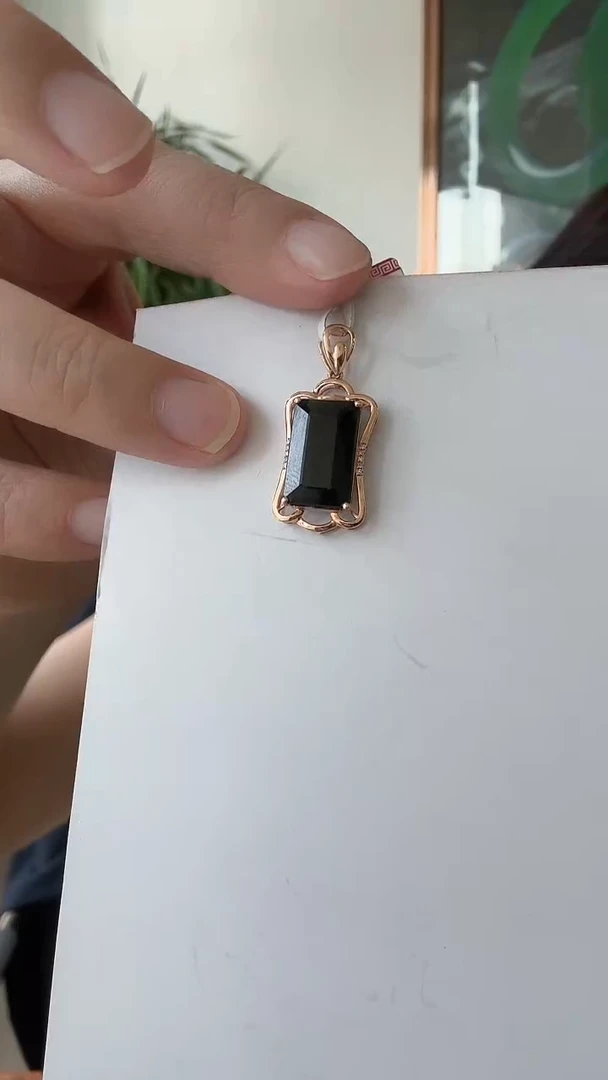 18K金镶嵌颈饰碧玺文*买断挂坠荣倩专属