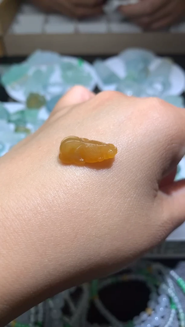 定制翡翠未镶嵌毛货