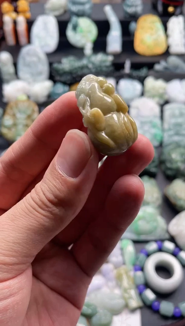 颈饰未镶嵌翡翠30  天然翡翠a货  葫芦