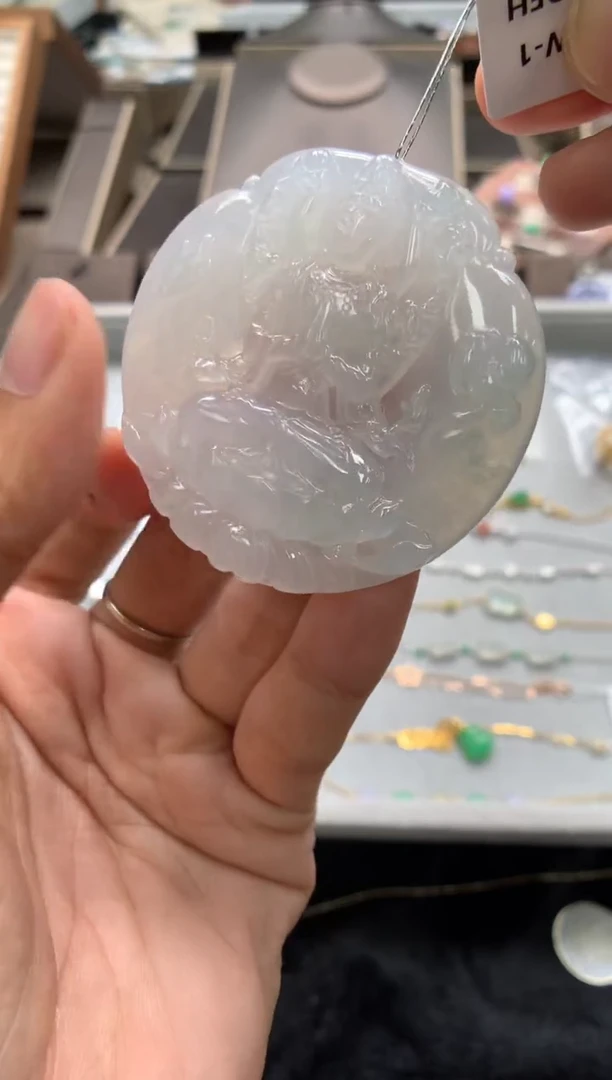颈饰未镶嵌翡翠牌子