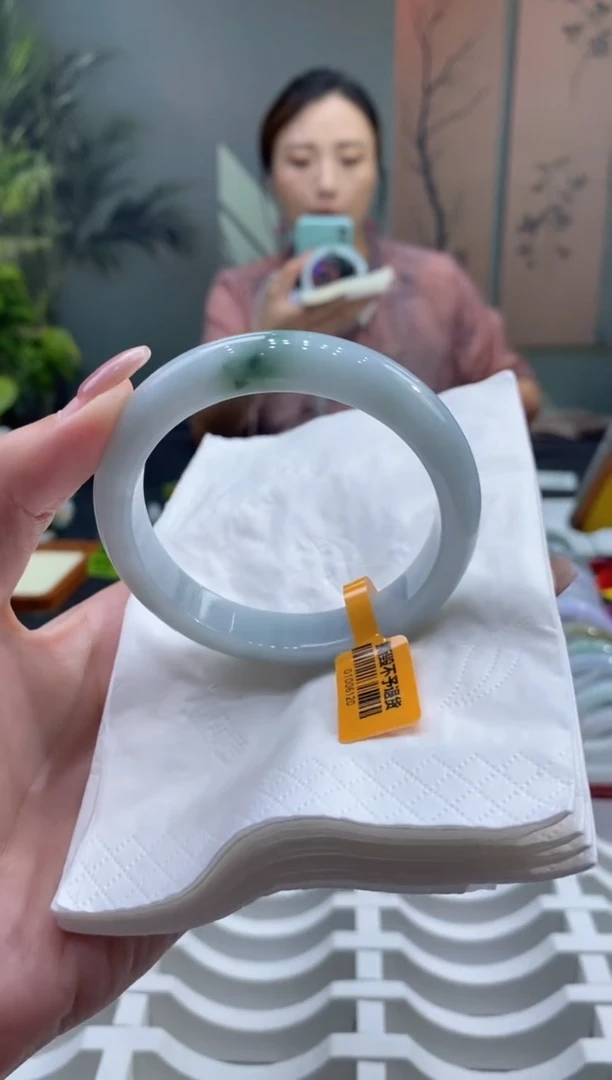 未镶嵌手镯翡翠000039526