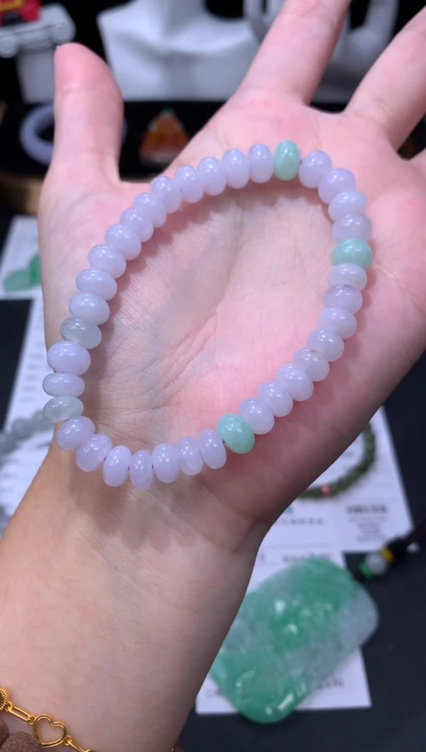 未镶嵌定制翡翠48小时鉴赏期 退货不扣服务费