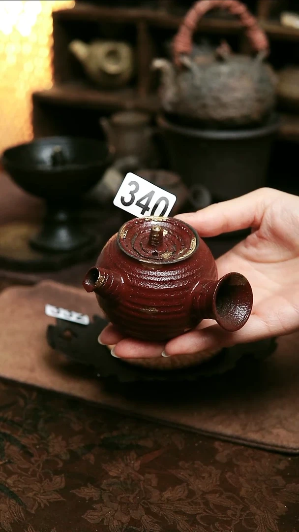 紫砂全手工侧把茶壶100毫升左右