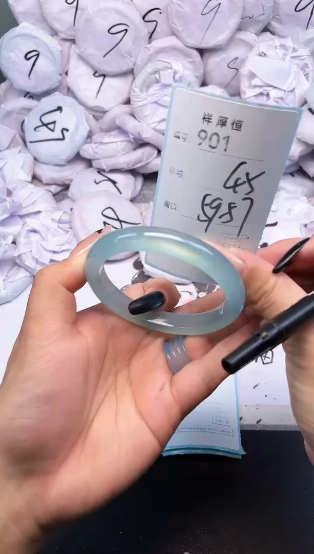 玛瑙/玉髓手镯未镶嵌901