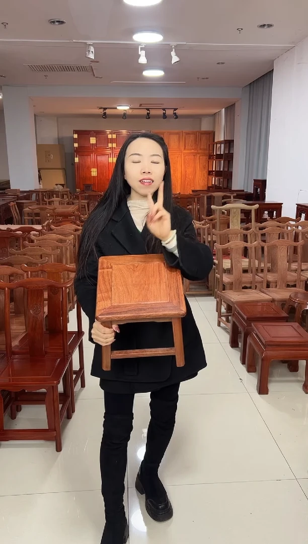 花梨木类端景台打蜡小巴花小方凳