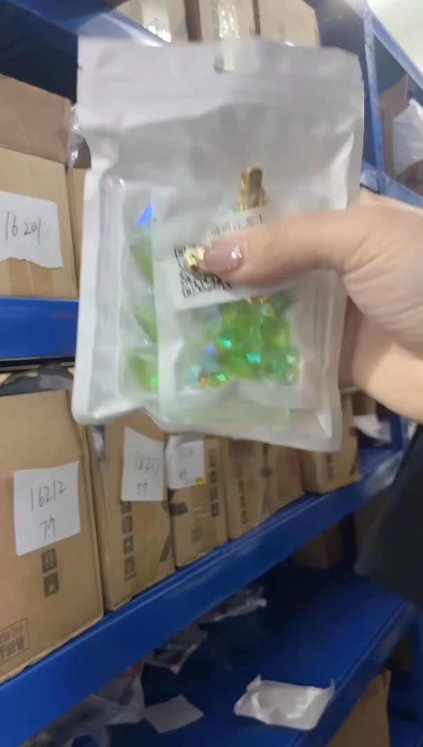 玻璃16217------1套