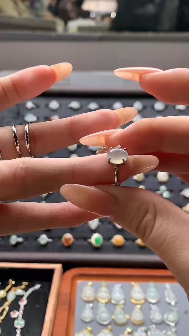 银S925镶嵌戒指翡翠C****O天然缅甸翡翠A货