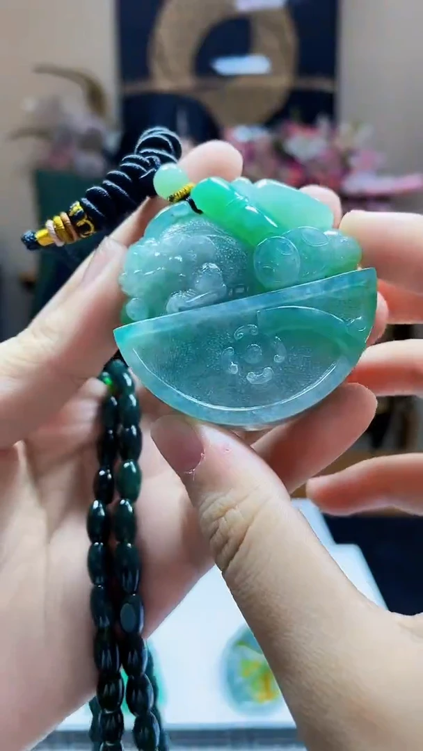 未镶嵌定制翡翠吊坠152