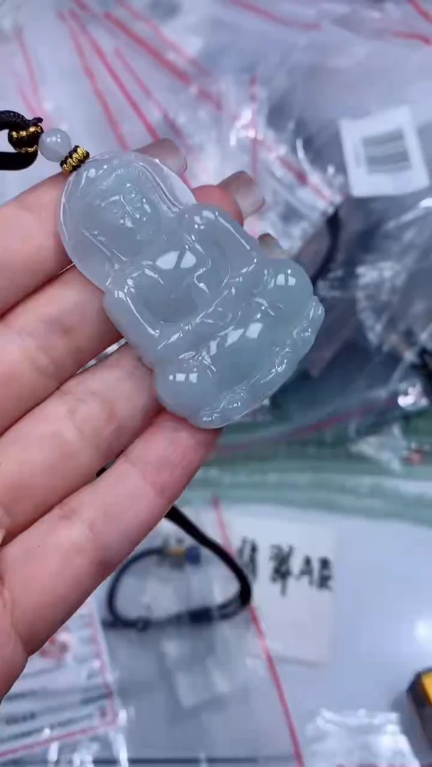 颈饰未镶嵌翡翠吊坠