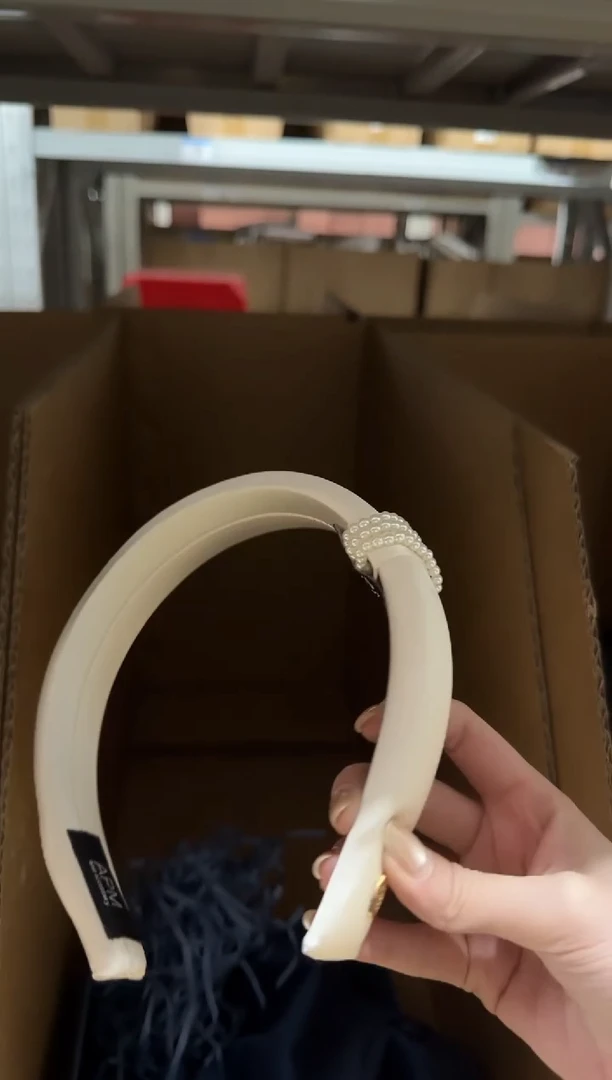 陶381-发饰如图----------