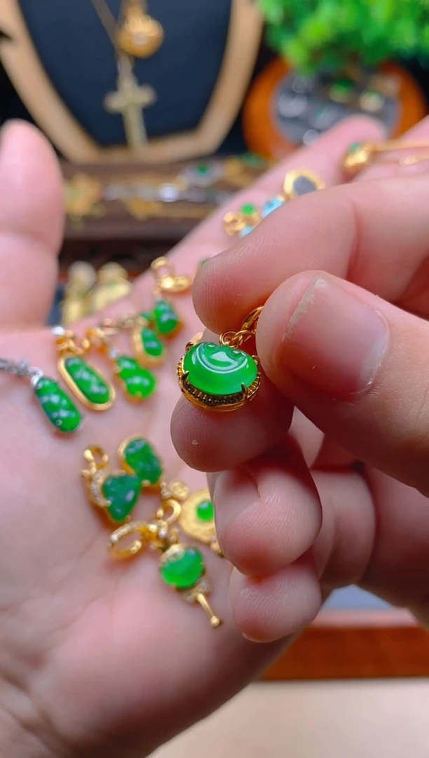 翡翠银S925镶嵌吊坠(不含链)如意万能扣