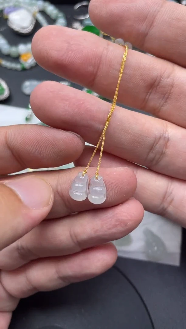 颈饰18K金镶嵌翡翠平常心商品不退不换