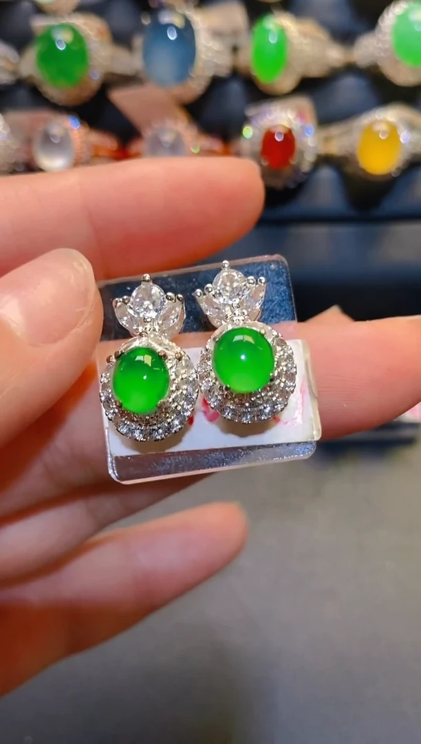 未镶嵌翡翠耳饰铜托