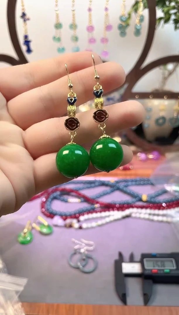 银S925镶嵌翡翠耳饰223000