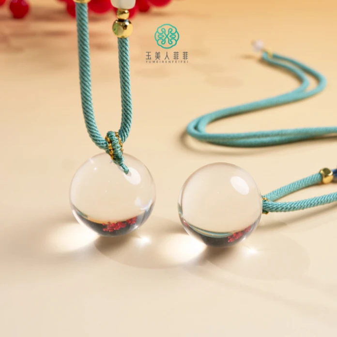 石惑珠宝~水晶圆珠约23mm吊坠~多样性发一-赠绳