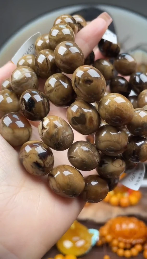 【闪购商品】琥珀裸石未镶嵌首饰 假1赔4 （多样性发货1件