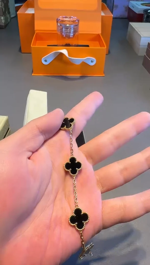 名品折扣名品折扣名品折扣