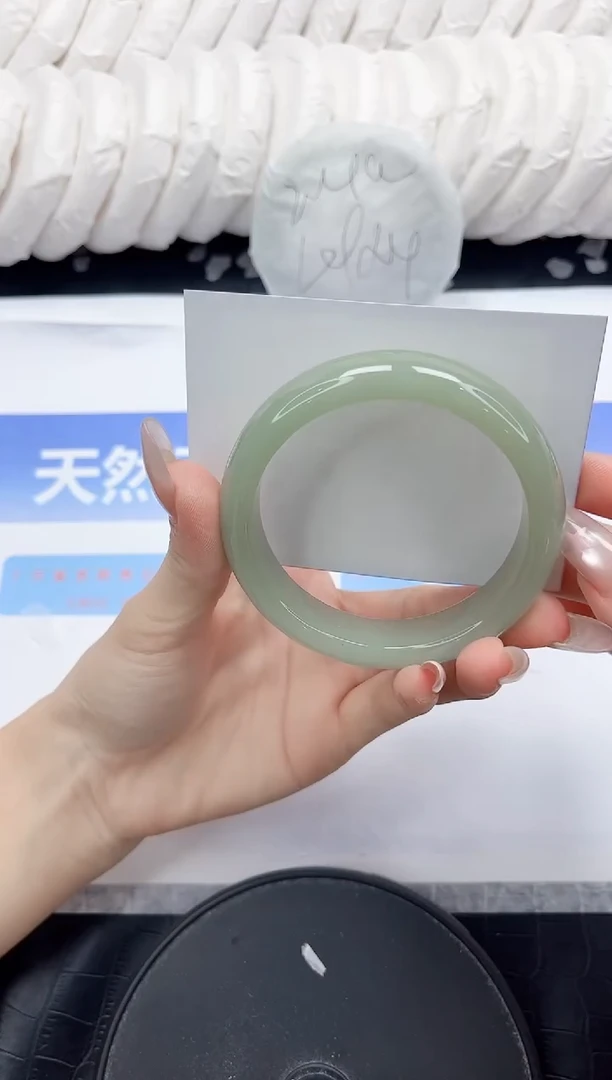未镶嵌手镯石英质玉300-60