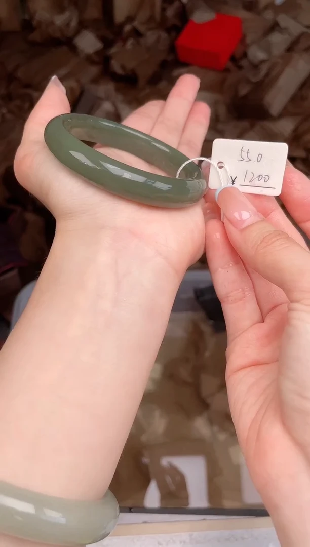 和田玉手镯未镶嵌A166-55.0