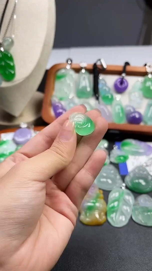 颈饰未镶嵌翡翠  所见即所得 一图一物