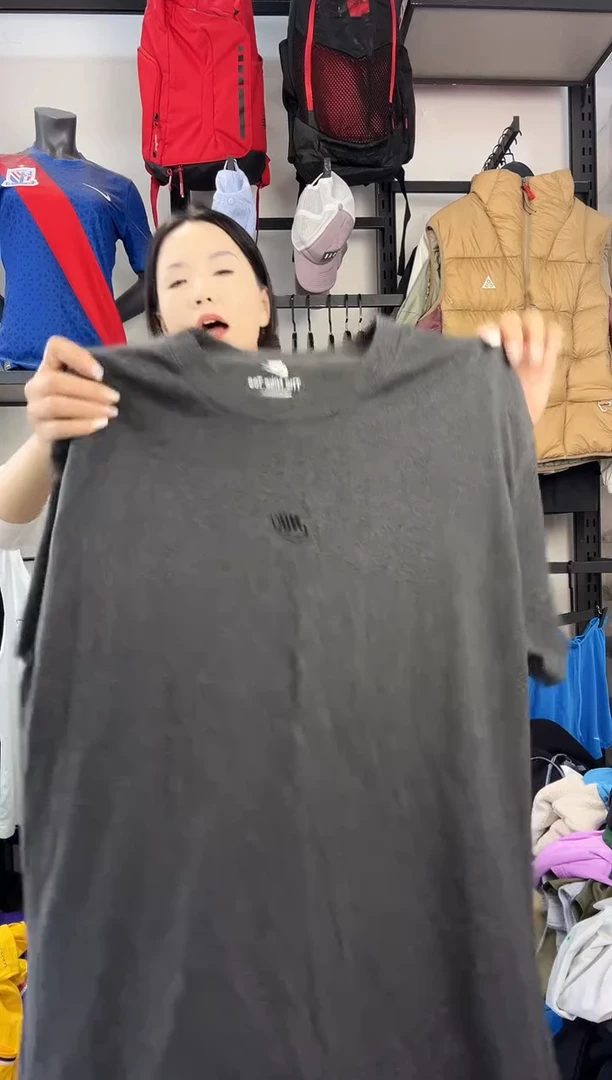 173编码 瑕疵款直播间过款为准 尺码L
