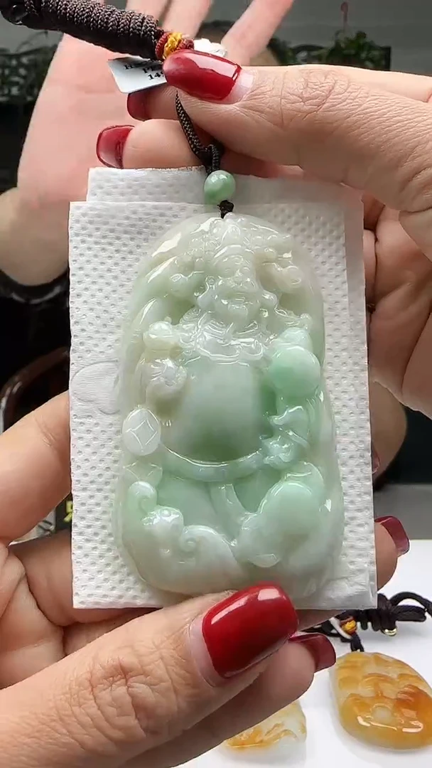 【闪购商品】翡翠颈饰未镶嵌天然翡翠A货吊坠