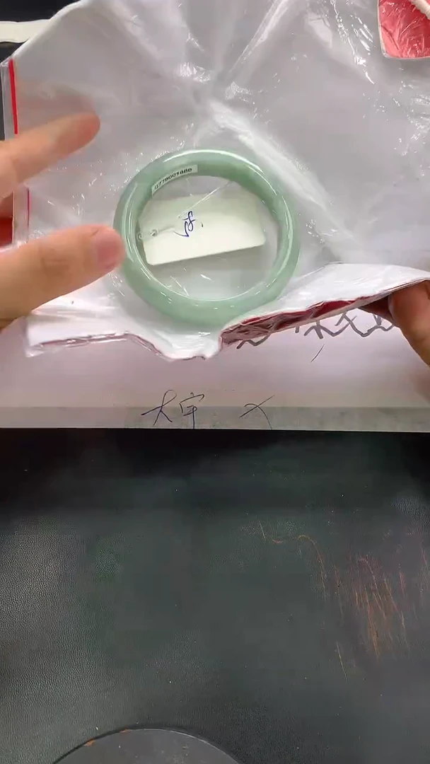 翡翠手镯未镶嵌345