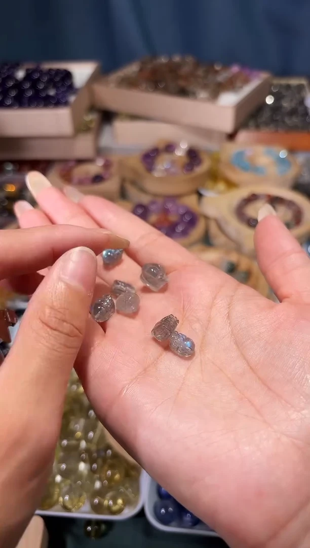 未镶嵌手串水晶G10灰月光貔貅单颗