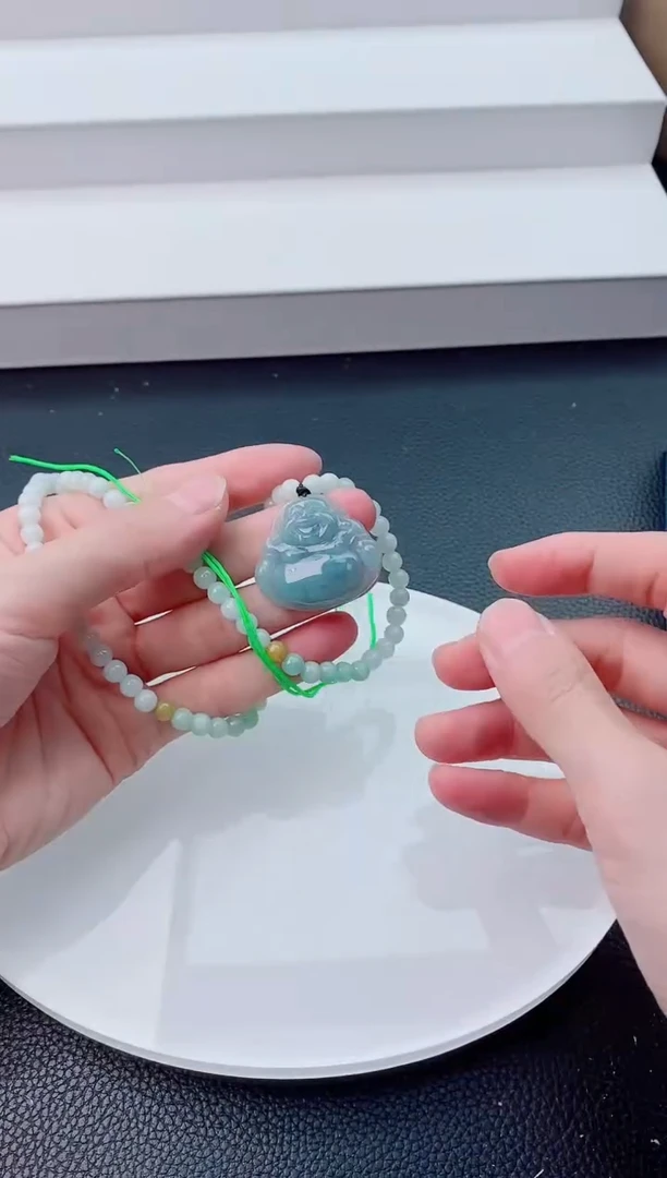 【闪购商品】翡翠颈饰未镶嵌