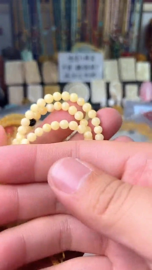 【闪购商品】琥珀裸石未镶嵌（一物一件）5914