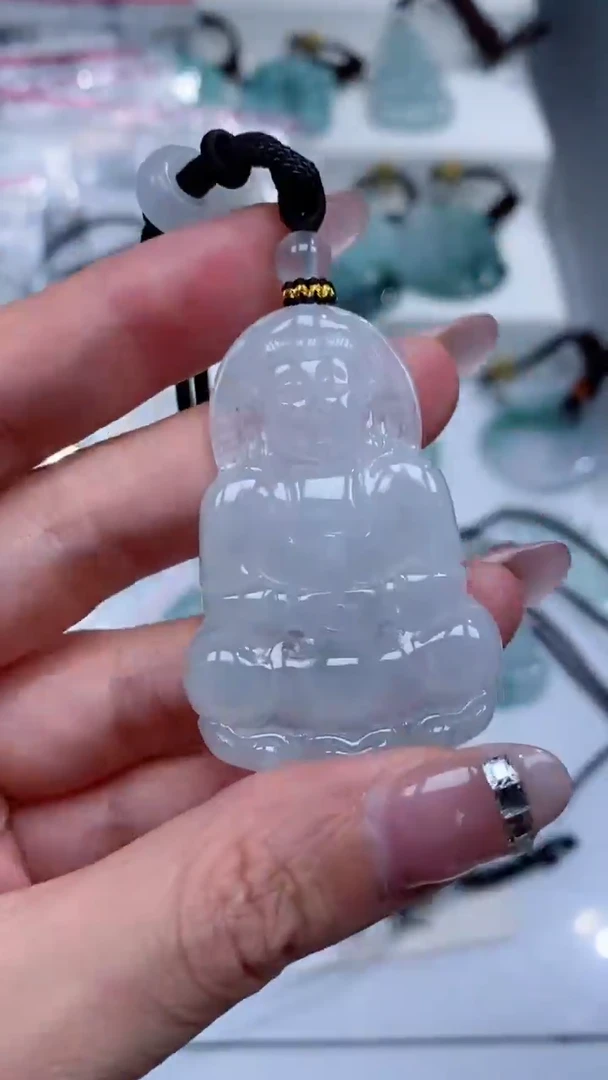 颈饰未镶嵌翡翠吊坠