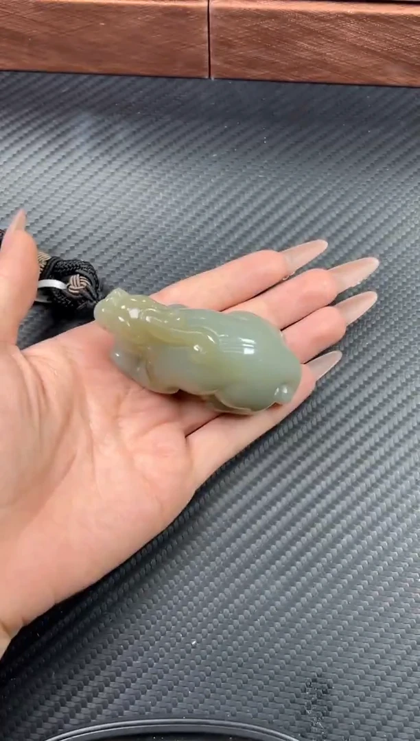 未镶嵌和田玉把件且末近矿微色差M