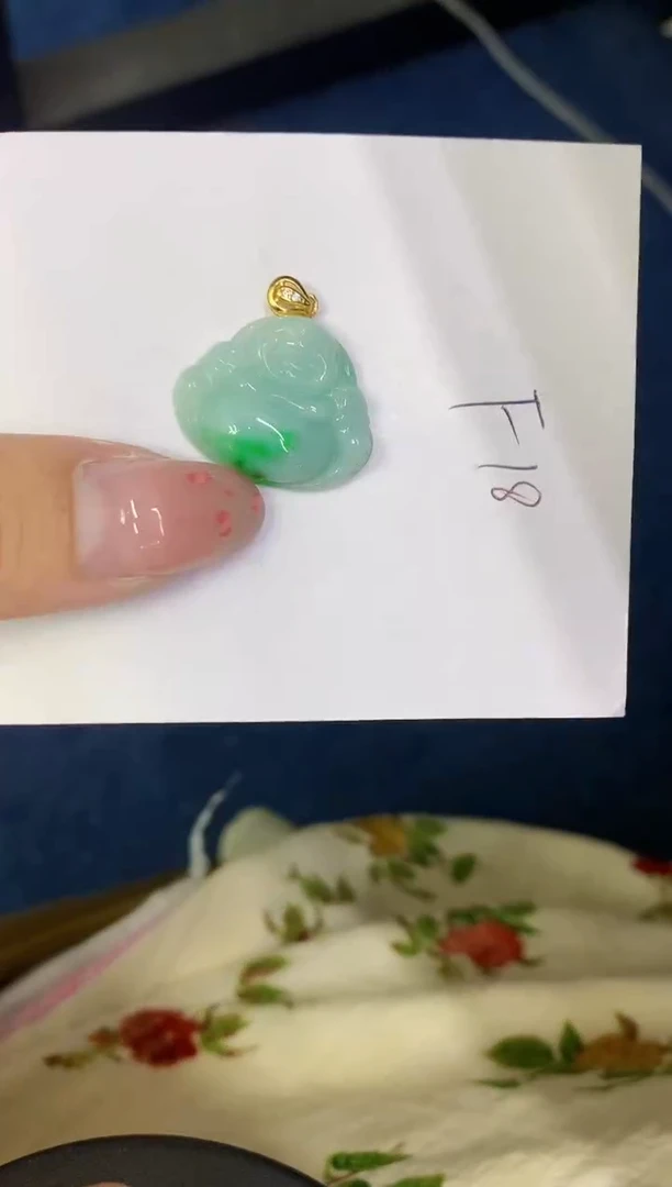 翡翠未镶嵌颈饰缅甸天然翡翠A货