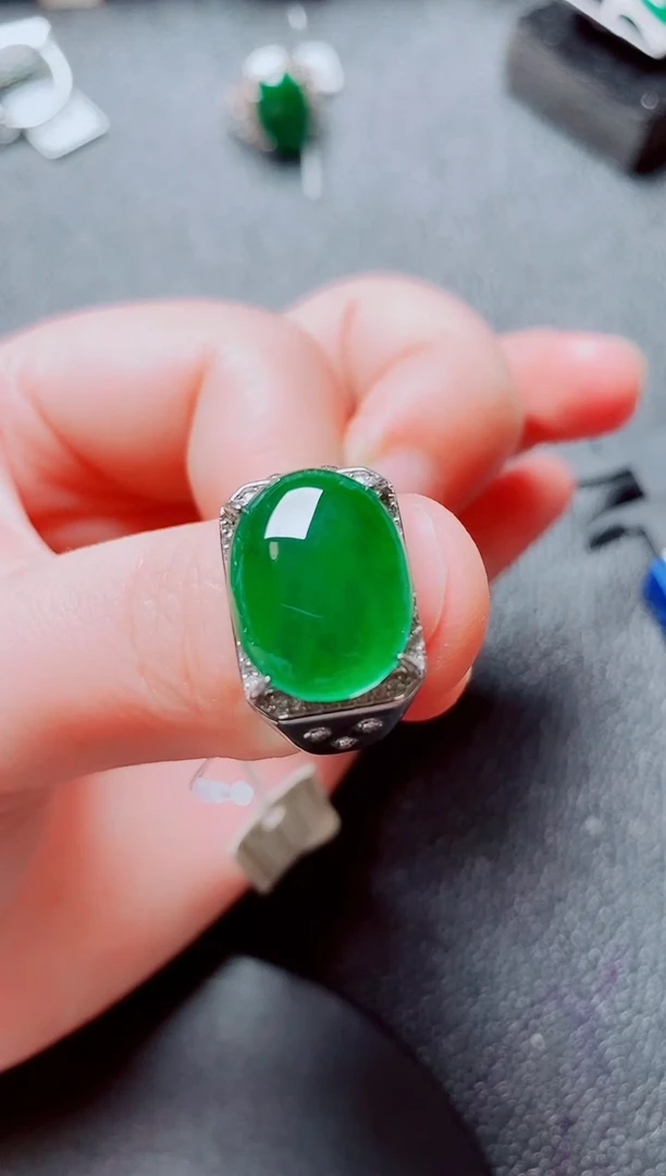 银S925镶嵌戒指翡翠1111