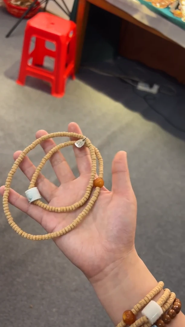 未镶嵌手链翡翠     5mm百香籽药片三圈锁骨链