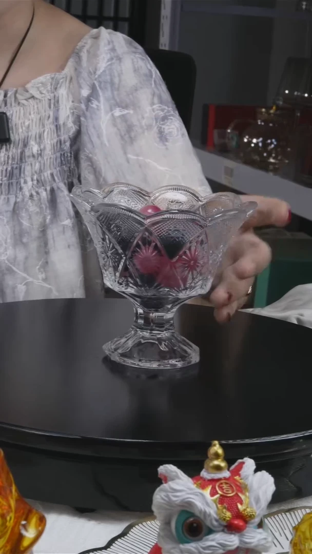 水晶玻璃无手柄款太阳花小吃碗