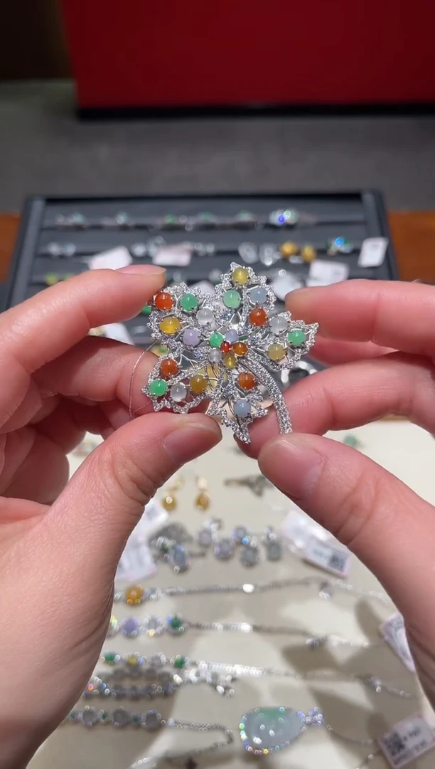 颈饰银S925镶嵌翡翠枫叶胸针&吊坠